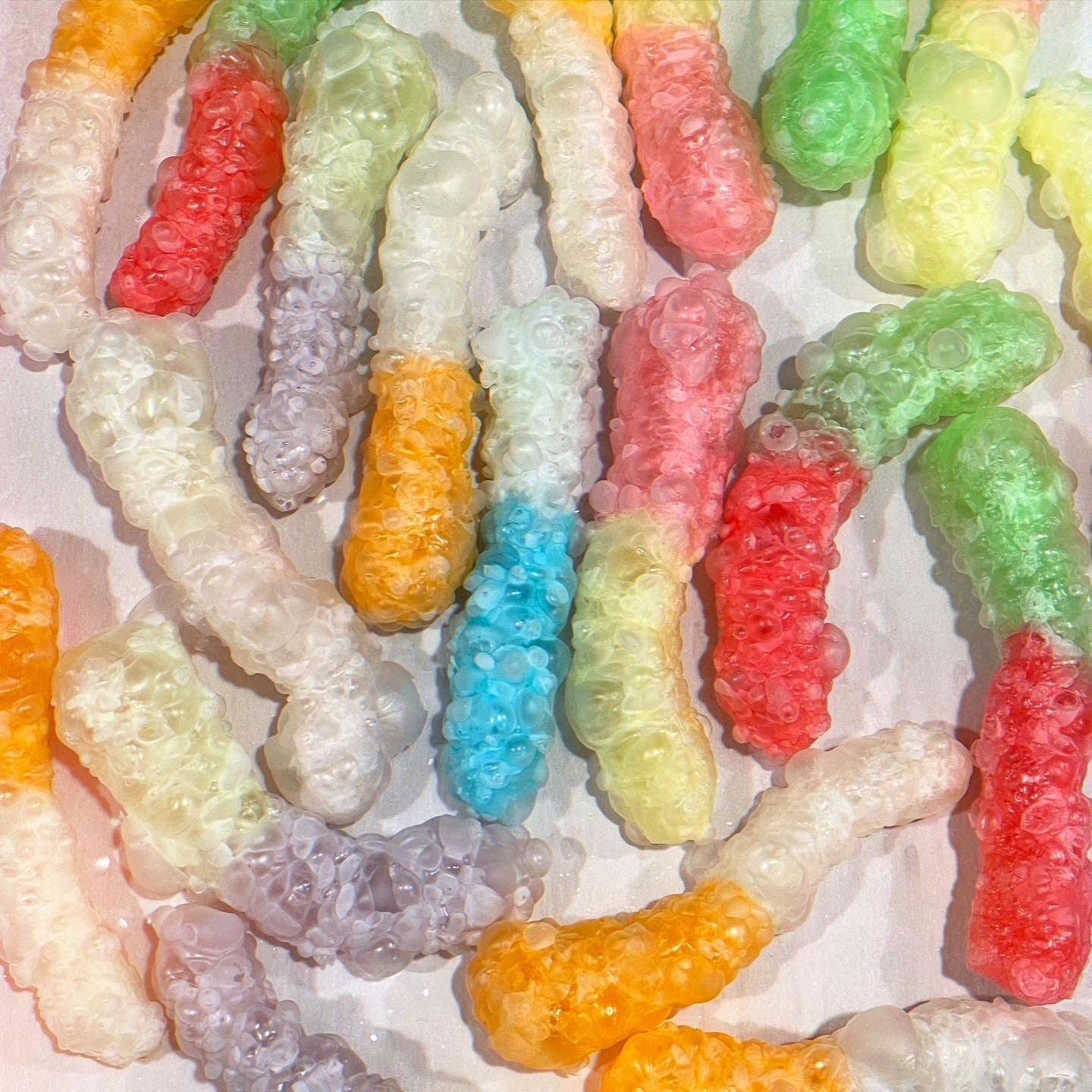 Freeze-dried Gummy Worms